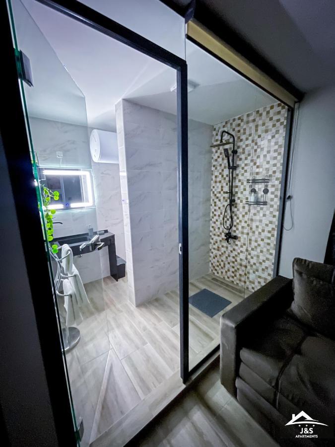 J&S Apartments Nis Exterior foto